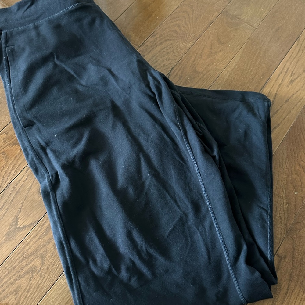 Men’s Black Lululemon stretch joggers